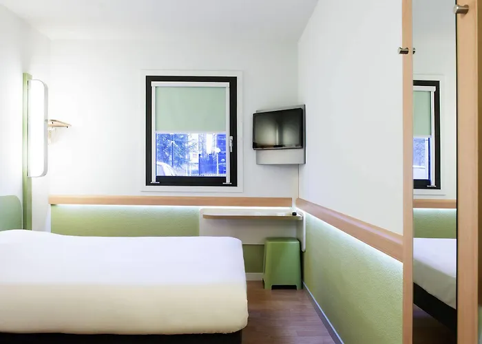 Hotel Amsterdam-zaandam 3*